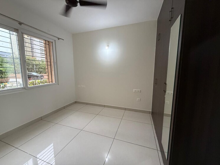 Room, prestige-lakeside-habitat 2 Bedroom 1216 Sq.Ft. Apartment In Varthur Bangalore 9396920