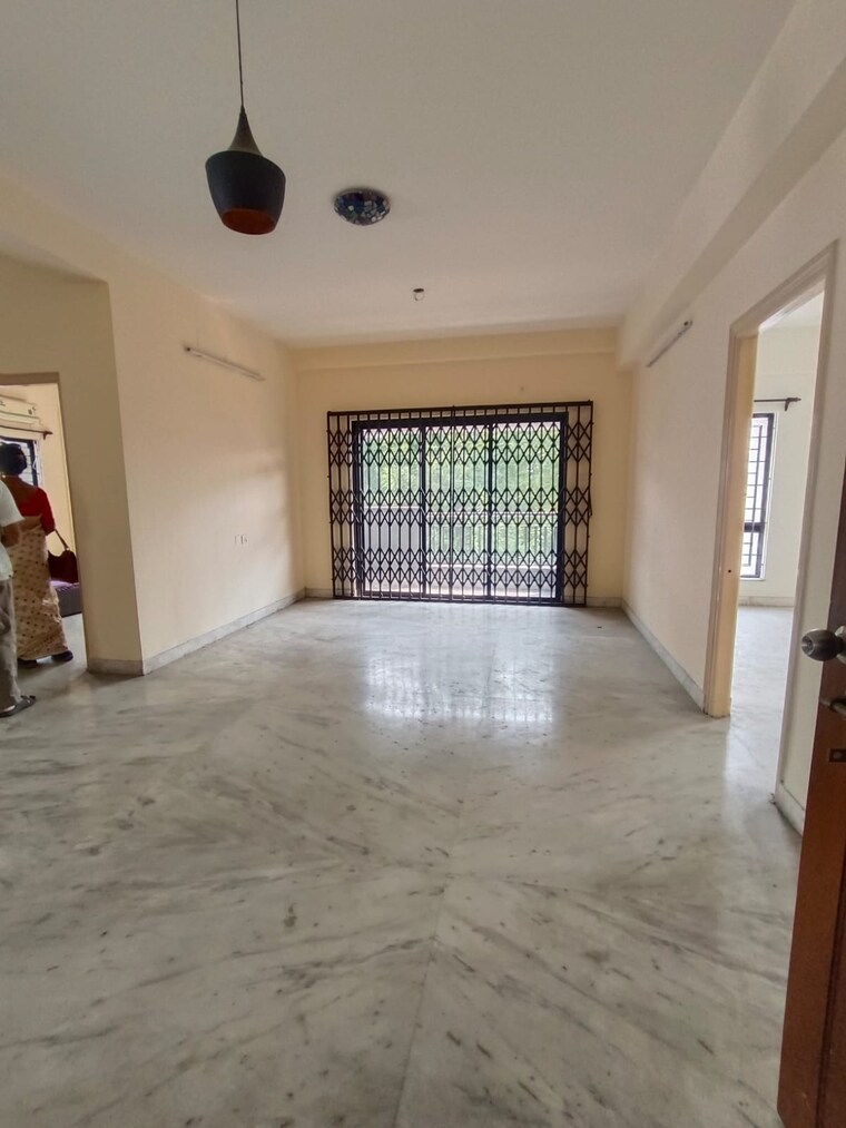 Room, chetla 4 Bedroom 2800 Sq.Ft. Builder Floor In Chetla Kolkata 9396925
