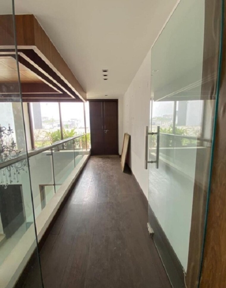 Kitchen, dlf phase i 4 Bedroom 571 Sq.Ft. Builder Floor In Dlf Phase I Gurgaon 9397288