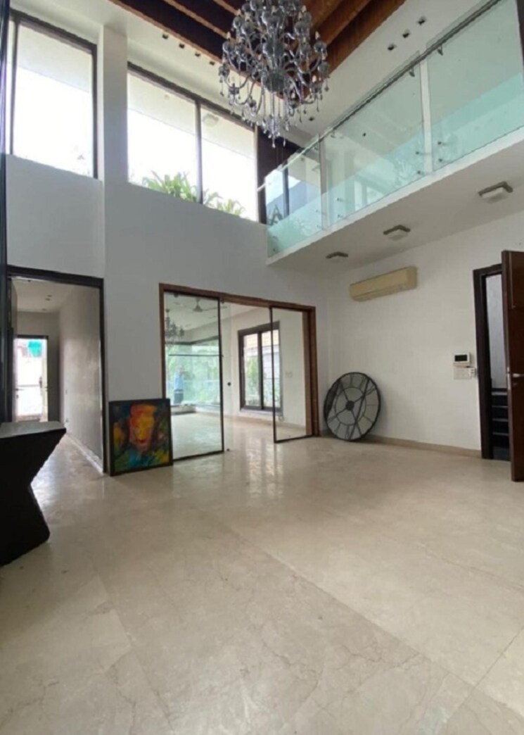 Room, dlf phase i 4 Bedroom 571 Sq.Ft. Builder Floor In Dlf Phase I Gurgaon 9397280