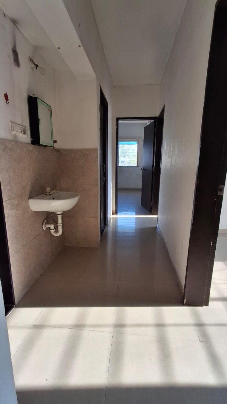 Room, paranjape-madhukosh-phase-iii 3 Bedroom 1500 Sq.Ft. Apartment In Dhayari Pune 9397366