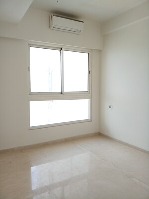 Room in 2 BHK Apartment at Omkar Alta Monte, Malad East – for Rent