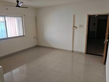 Room in 2 BHK Apartment at Prasun Sarvam, Kharadi – for Rent