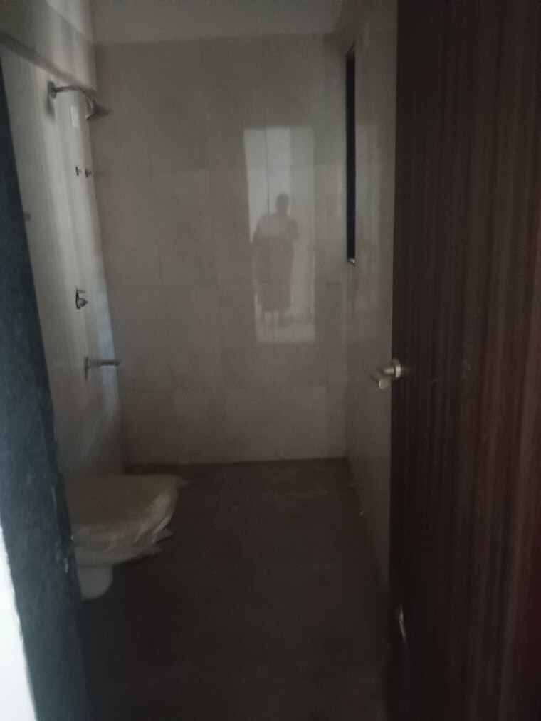 Bathroom, mutha-sai-nirvana 1 Bedroom 785 Sq.Ft. Apartment In Shahad Thane 9397392
