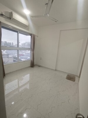 1 BHK Apartment For Rent in Ajmera Shikhar, Malad West