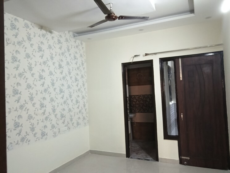 undefined, dhakoli 3 Bedroom 122 Sq.Yd. Apartment In Dhakoli Zirakpur 9397420
