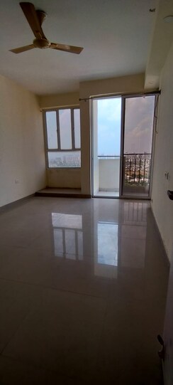 2.5 BHK + Extra Room Apartment For Sale in Panchsheel Greens II