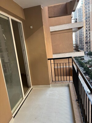 Balcony in 2.5 BHK Apartment at Panchsheel Greens II, Sector 16 Greater Noida – for Sale