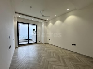 Room in 4 BHK Apartment at ABA County 107, Sector 107 – for Rent