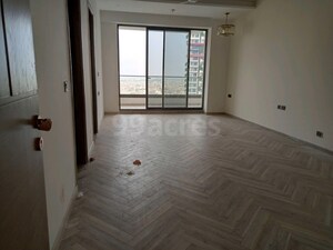 Room in 4 BHK Apartment at ABA County 107, Sector 107 – for Rent