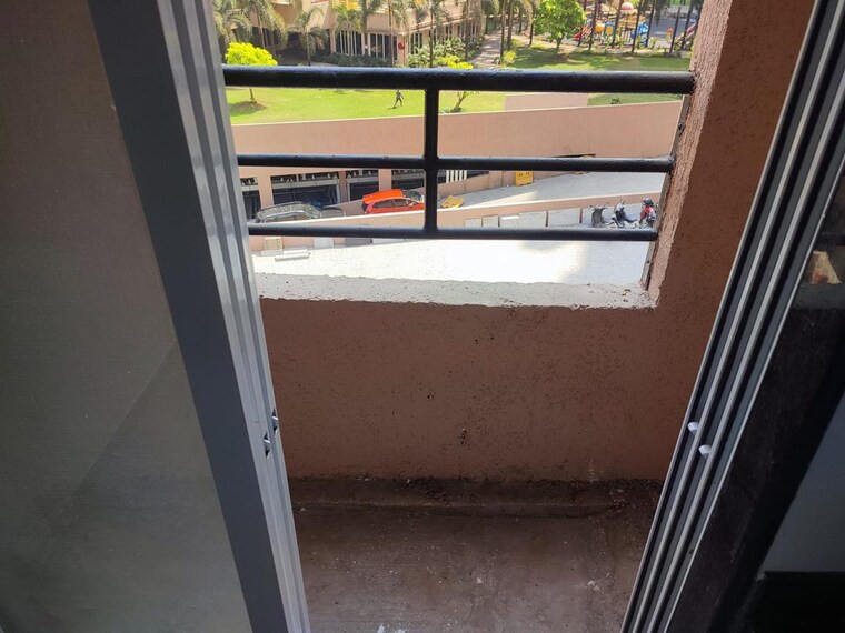 Balcony, damji-shamji-kalpvruksha-tulip 1 Bedroom 445 Sq.Ft. Apartment In Kasarvadavali Thane 9397424