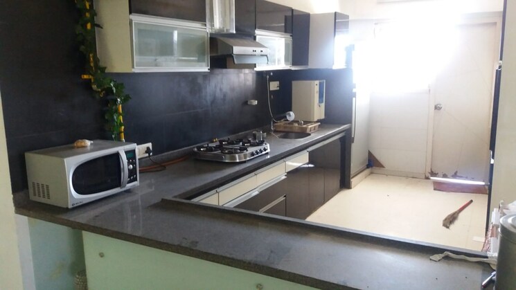Kitchen, bodakdev 3 Bedroom 190 Sq.Yd. Apartment In Bodakdev Ahmedabad 9397469