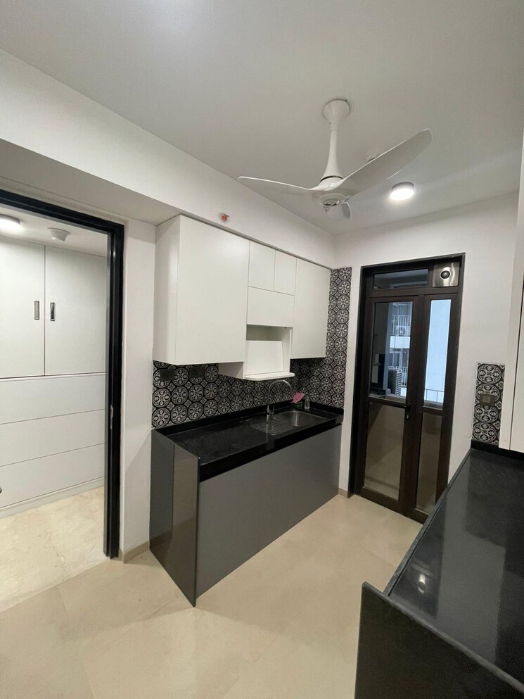 Team Area, lodha-the-park 3 Bedroom 1198 Sq.Ft. Apartment In Worli Mumbai 9397477