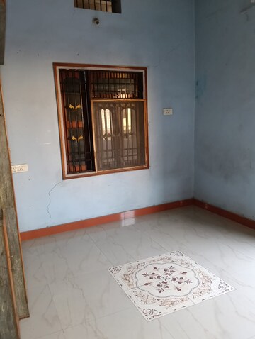 Room in 2 BHK Independent House at Bhatagaon – for Rent