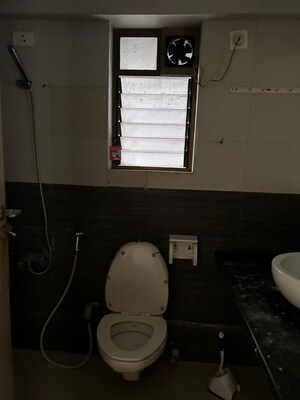  2 BHK Apartment at Ivory Towers CHS LTD, Bhakti Park – for Rent