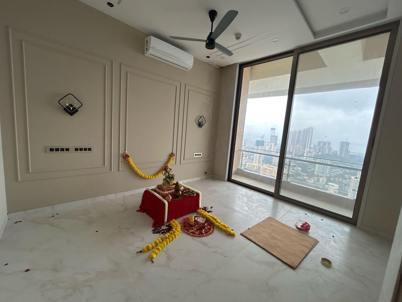 3 BHK + Servant Room Apartment For Rent in Indiabulls Sky Forest