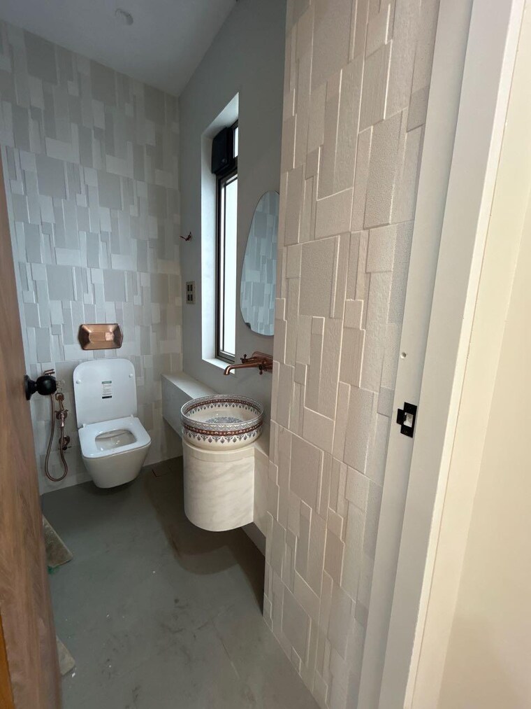 Bathroom, indiabulls-sky-forest 3 Bedroom 1908 Sq.Ft. Apartment In Lower Parel Mumbai 9397499