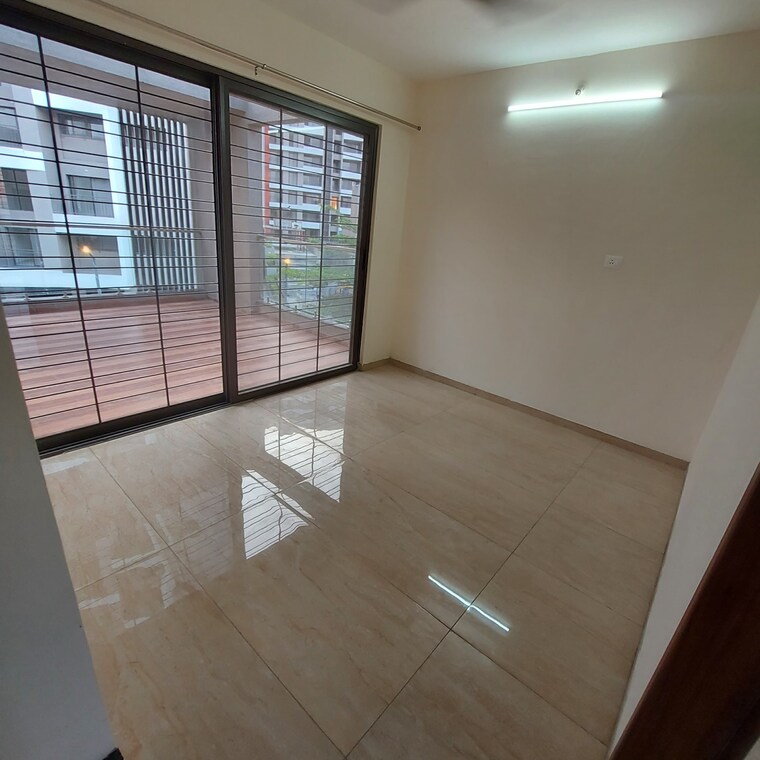 Room, mantra-montana-phase-1 4 Bedroom 2050 Sq.Ft. Villa In Madhav Nagar Pune 9397515