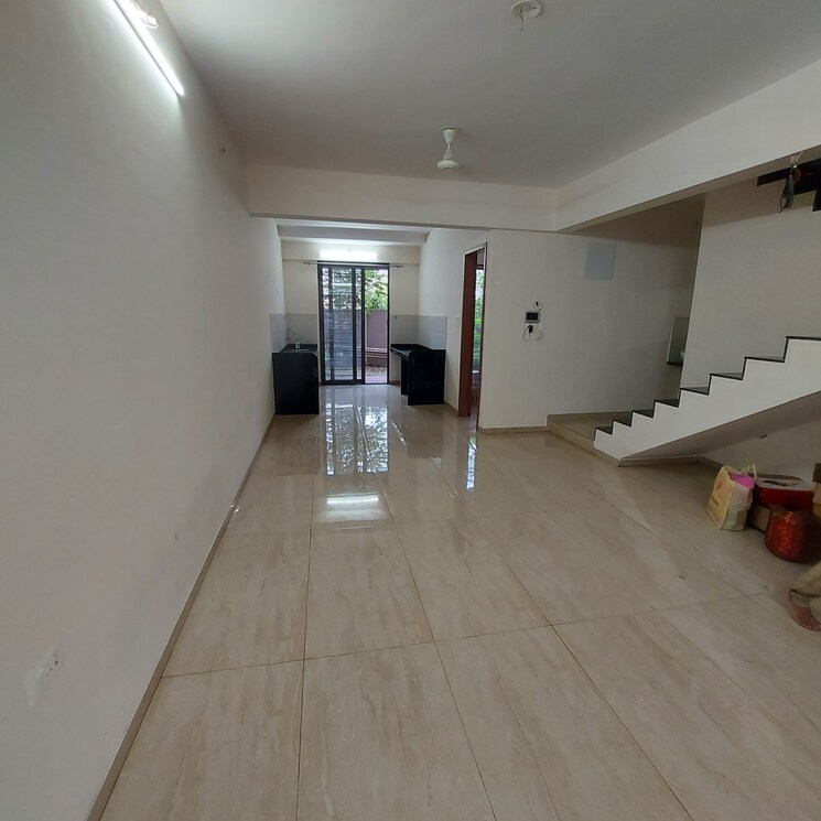 Room, mantra-montana-phase-1 4 Bedroom 2050 Sq.Ft. Villa In Madhav Nagar Pune 9397515
