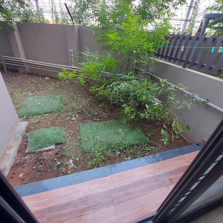 Balcony, mantra-montana-phase-1 4 Bedroom 2050 Sq.Ft. Villa In Madhav Nagar Pune 9397515