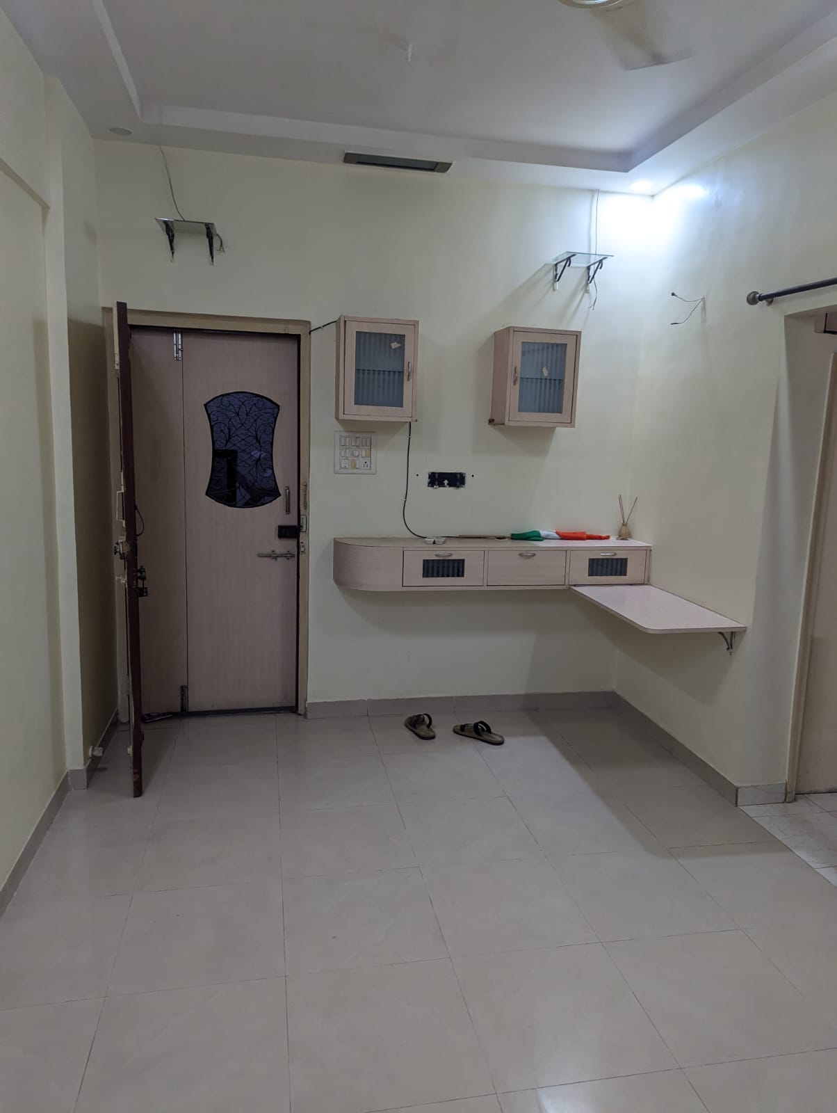 1 BHK Apartment For Rent in Comet Apartment