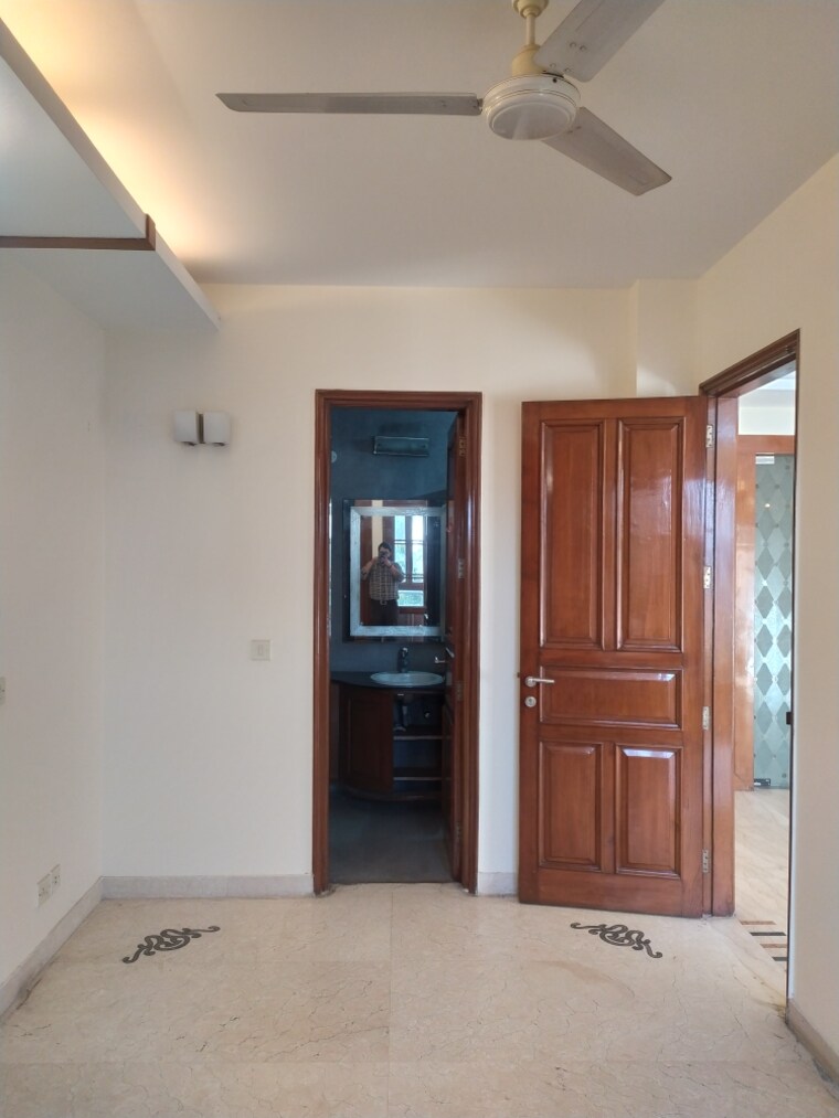 Master Bedroom, greater kailash i 4 Bedroom 3700 Sq.Ft. Builder Floor In Greater Kailash I Delhi 9397531