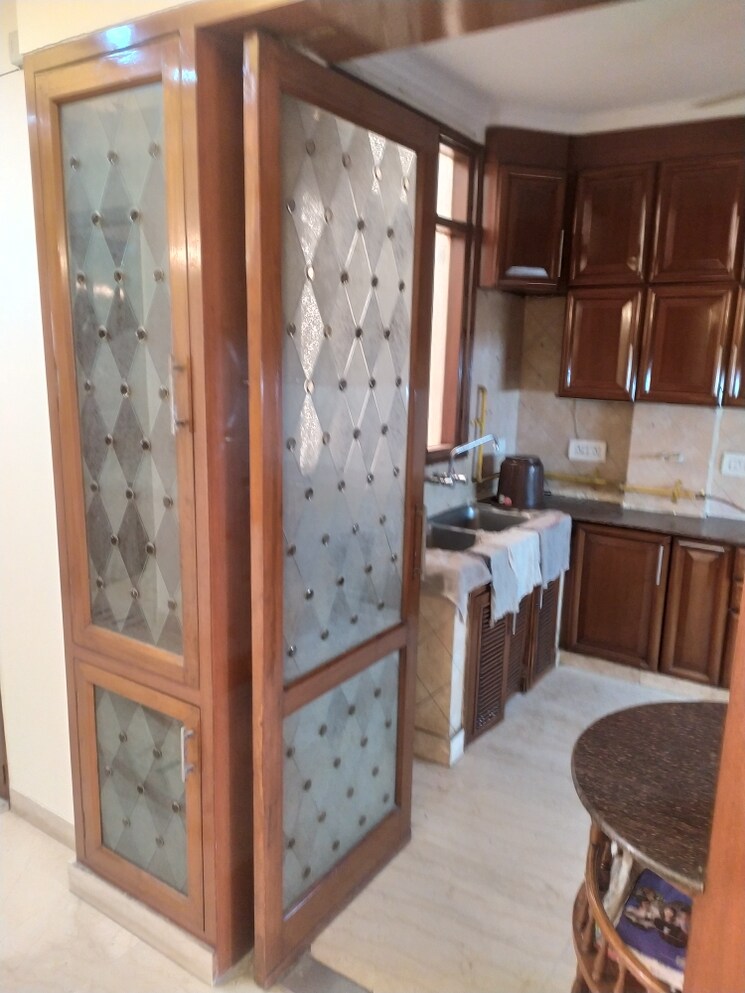 Living Room, greater kailash i 4 Bedroom 3700 Sq.Ft. Builder Floor In Greater Kailash I Delhi 9397531