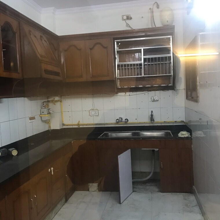 Kitchen, lajpat nagar ii 2 Bedroom 900 Sq.Ft. Builder Floor In Lajpat Nagar ii Delhi 9397539