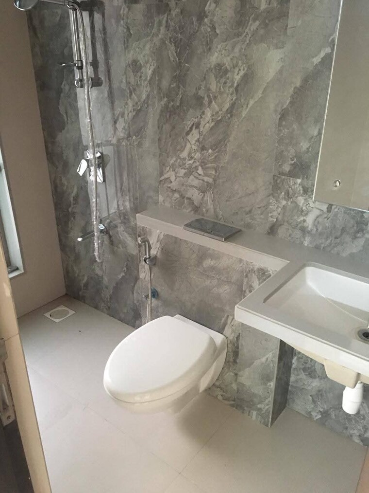 Bathroom, the-wadhwa-anmol-fortune 3 Bedroom 1112 Sq.Ft. Apartment In Goregaon West Mumbai 9397546