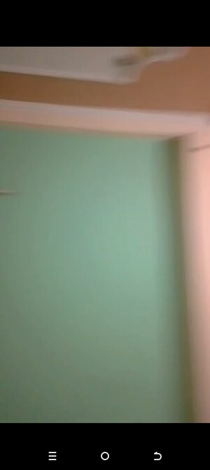 Room in 2.5 BHK Builder Floor at Delta Ii Greater Noida – for Rent