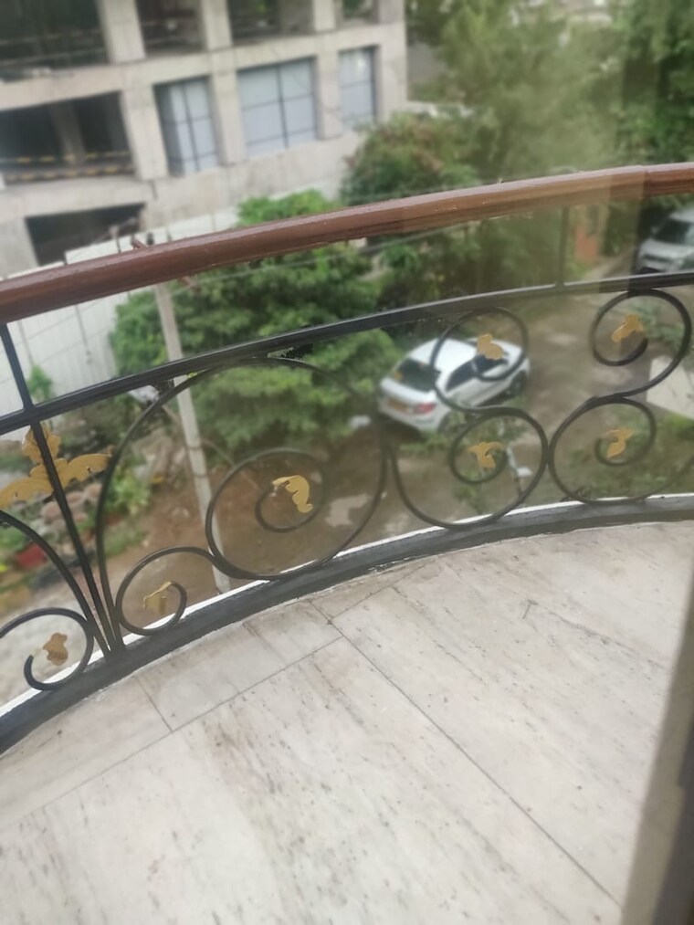 Balcony, somajiguda Commercial Office Space 7000 Sq.Ft. In Somajiguda Hyderabad 9397550