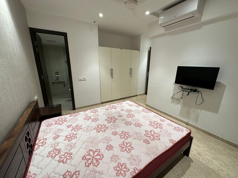 Bedroom, hiranandani-castle-rock 2 Bedroom 629 Sq.Ft. Apartment In Powai Mumbai 9397557