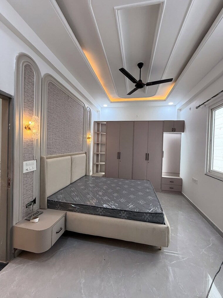 Bedroom, civil lines 6+ Bedroom 900 Sq.Yd. Independent House In Civil Lines Delhi 9397559