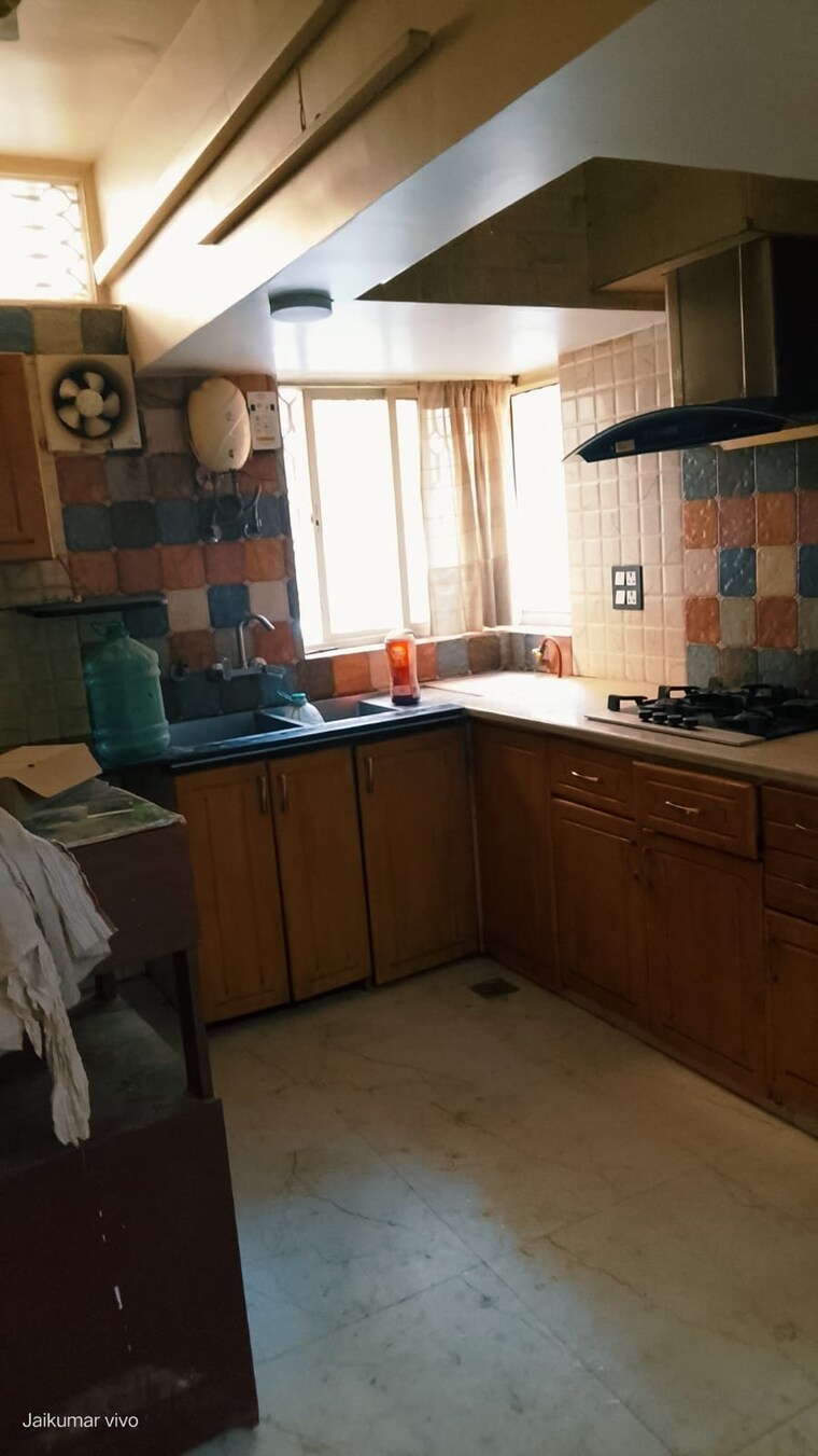 Kitchen, vasant kunj 3 Bedroom 1400 Sq.Ft. Apartment In Vasant Kunj Delhi 9397563