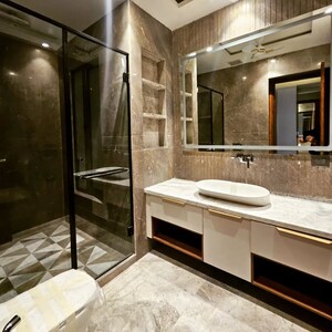 Kitchen in 6+ BHK Villa at Civil Lines – for Sale