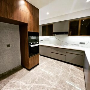 Kitchen in 6+ BHK Villa at Civil Lines – for Sale