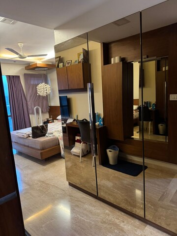 Living Room in 4 BHK Apartment at Imperial Heights Goregaon West, Goregaon West – for Rent