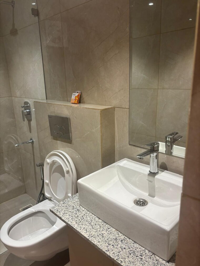 Bathroom, suncity-vatsal-valley 2 Bedroom 1030 Sq.Ft. Apartment In Gwal Pahari Gurgaon 9397597