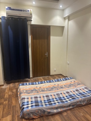 Bedroom in 2 BHK Apartment at Suncity Vatsal Valley, Gwal Pahari – for Sale