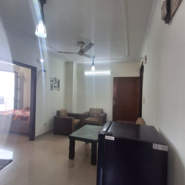 1 BHK Builder Floor For Rent in Saket