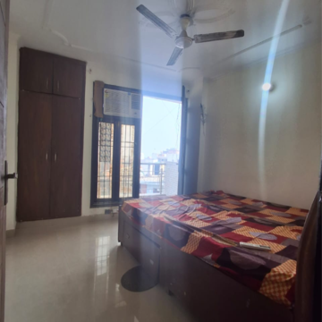 Bedroom in 1 BHK Builder Floor at Saket – for Rent