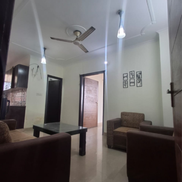 Team Area in 1 BHK Builder Floor at Saket – for Rent