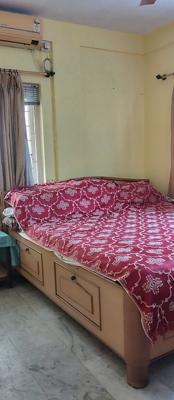 Bedroom in 4 BHK Apartment at Haltu – for Sale