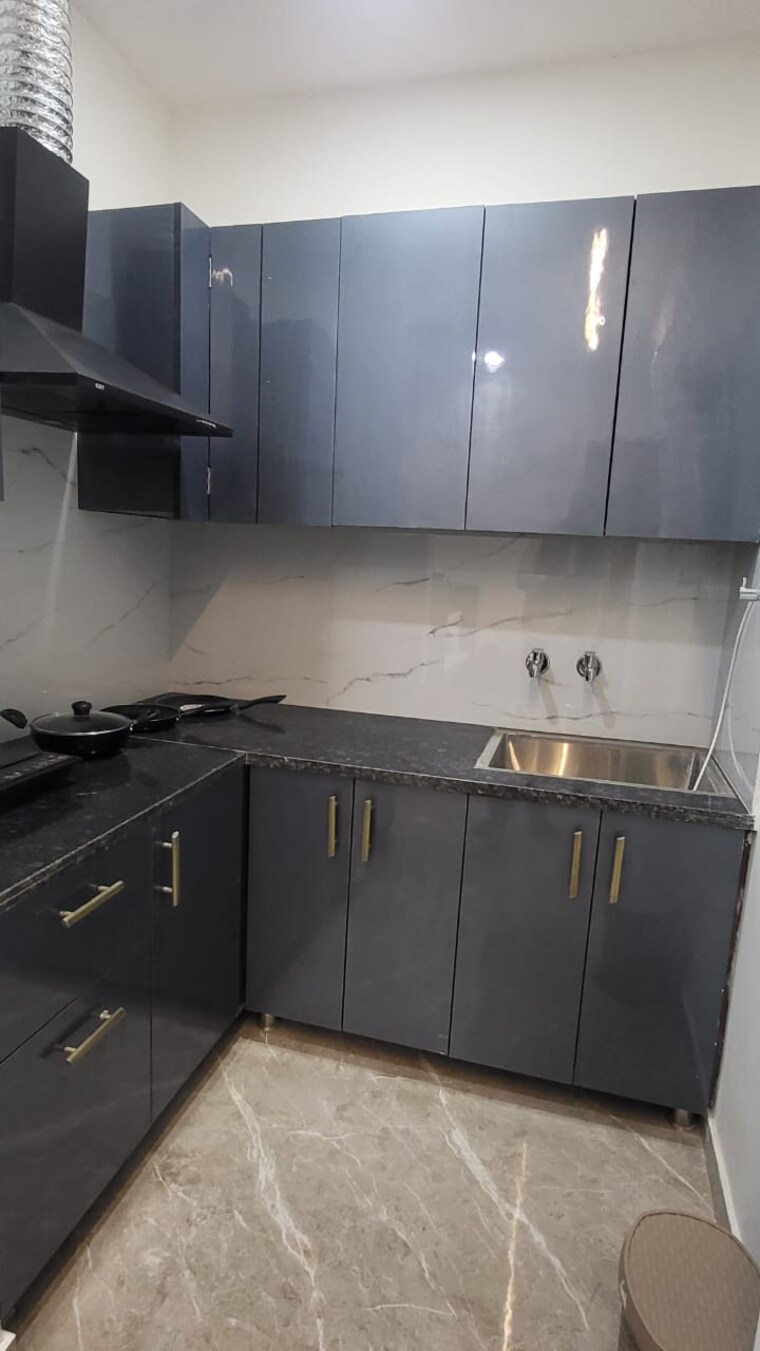 Kitchen, sector 31 Studio 653 Sq.Ft. Builder Floor In Sector 31 Gurgaon 9397633