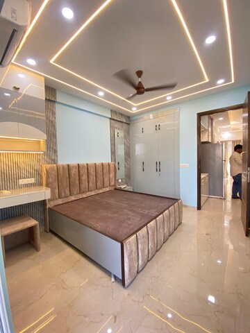 Kitchen in 3 BHK Builder Floor at SAS Tower, Sector 38 – for Rent