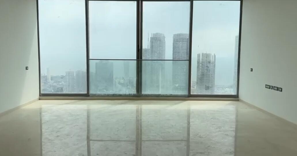 4 BHK + Pooja Room Apartment For Rent in Rustomjee Crown