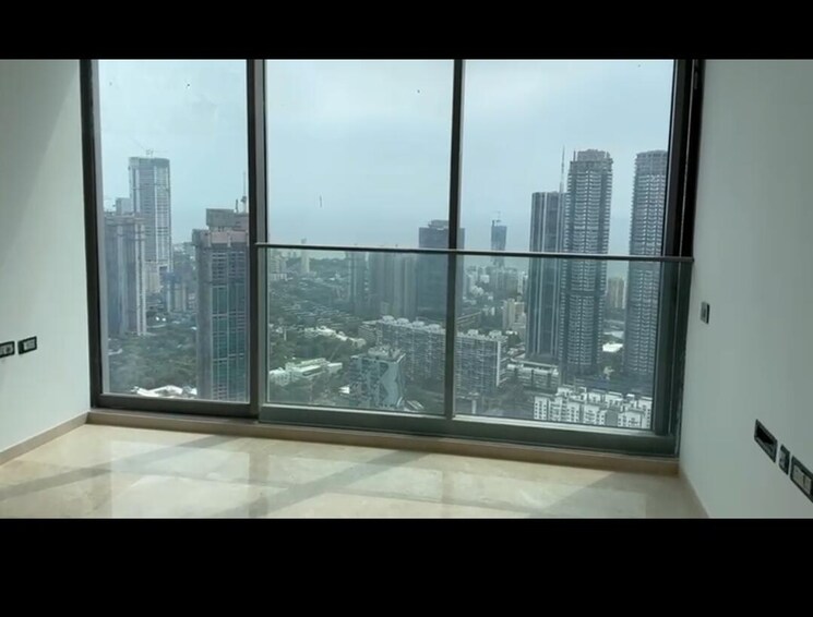 Swimming Pool, rustomjee-crown 4 Bedroom 1700 Sq.Ft. Apartment In Prabhadevi Mumbai 9397665