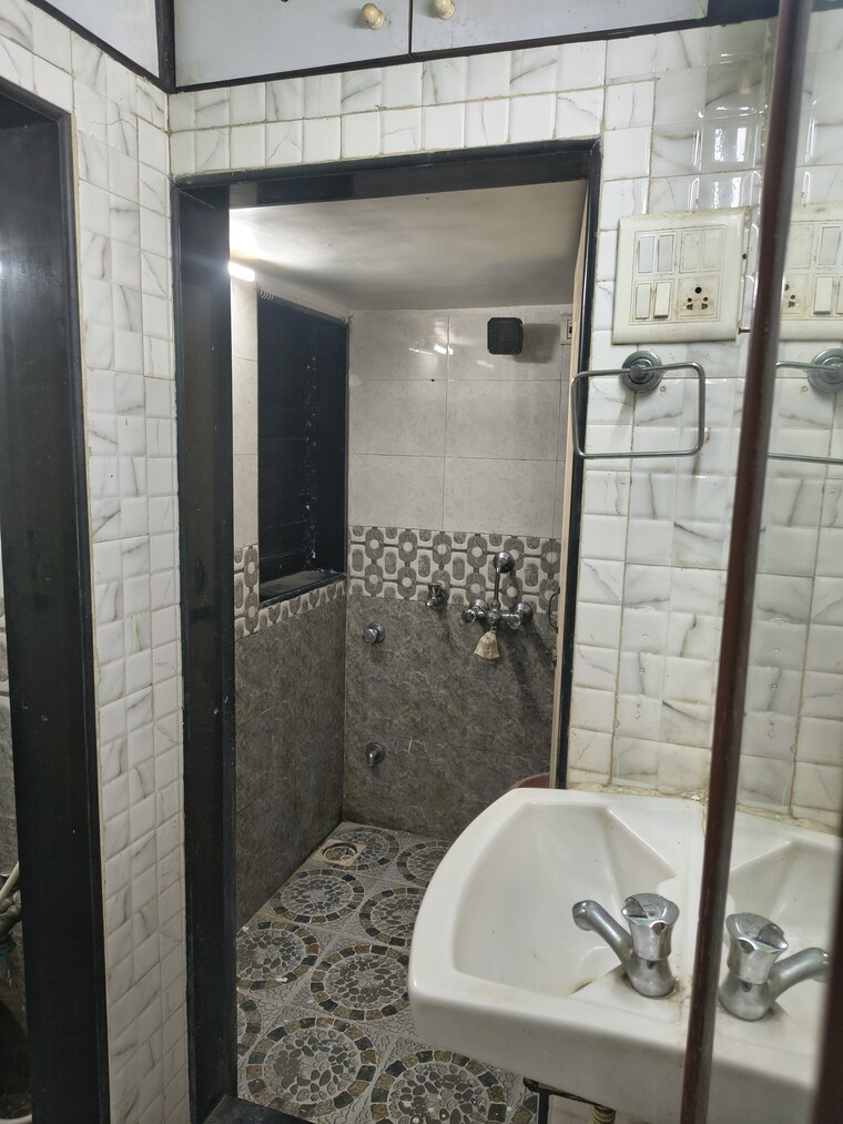 Kitchen, kurla east 1 Bedroom 400 Sq.Ft. Apartment In Kurla East Mumbai 9397679