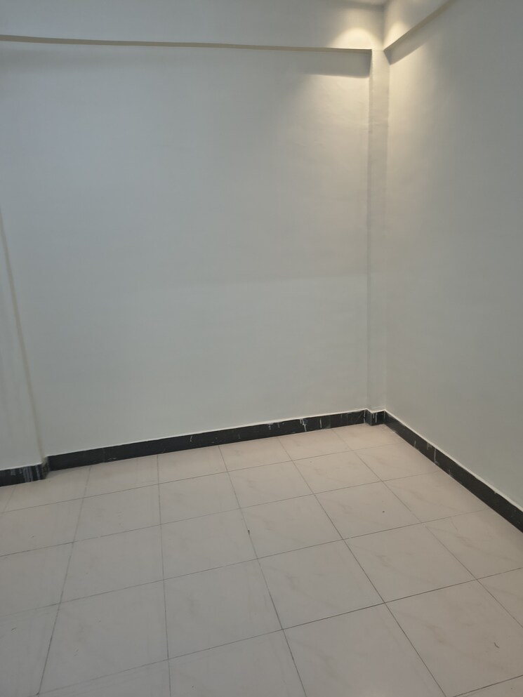 undefined, kurla east 1 Bedroom 400 Sq.Ft. Apartment In Kurla East Mumbai 9397679