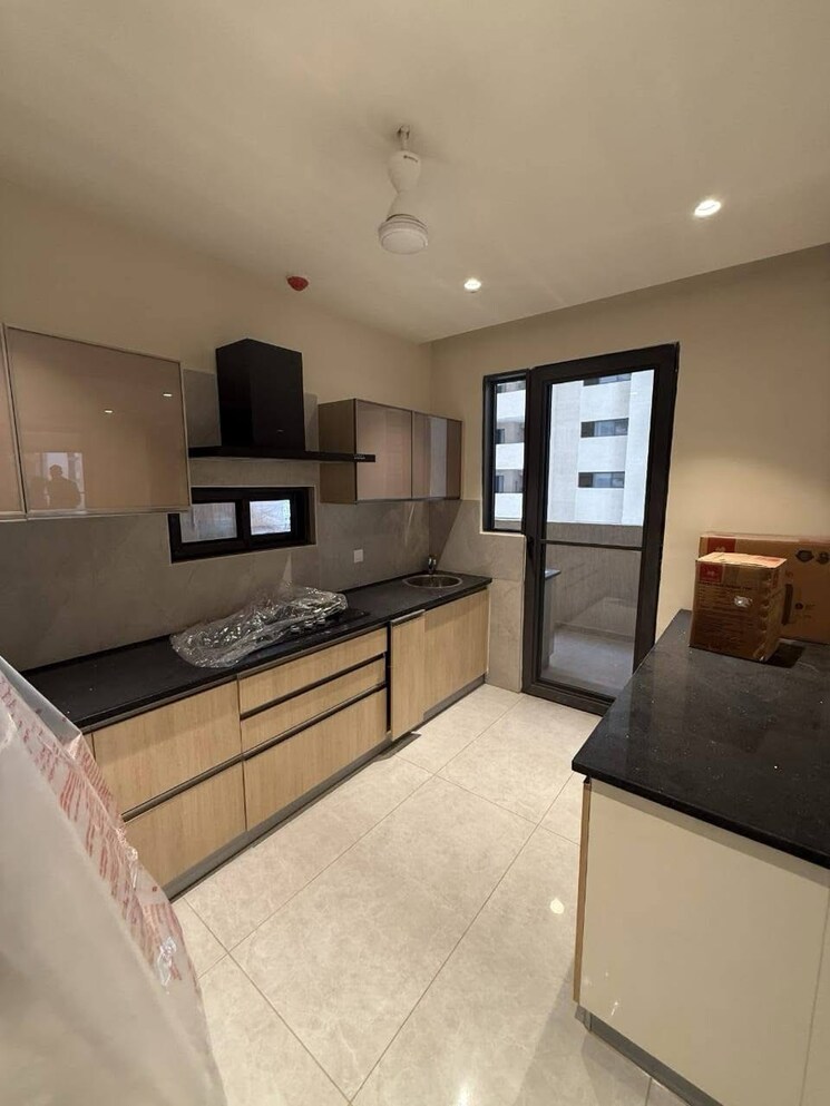 Kitchen, kharar road 1 Bedroom 80 Sq.Yd. Apartment In Kharar Road Mohali 9397688